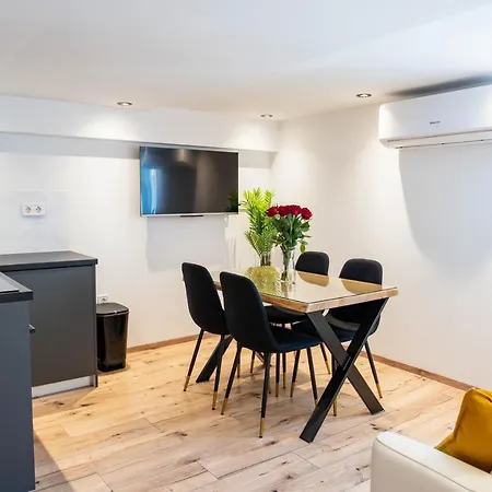 Music By Locap Group