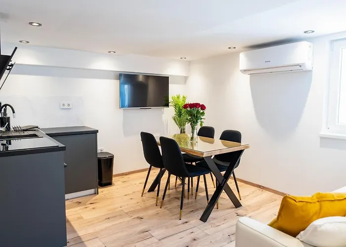 Music By Locap Group